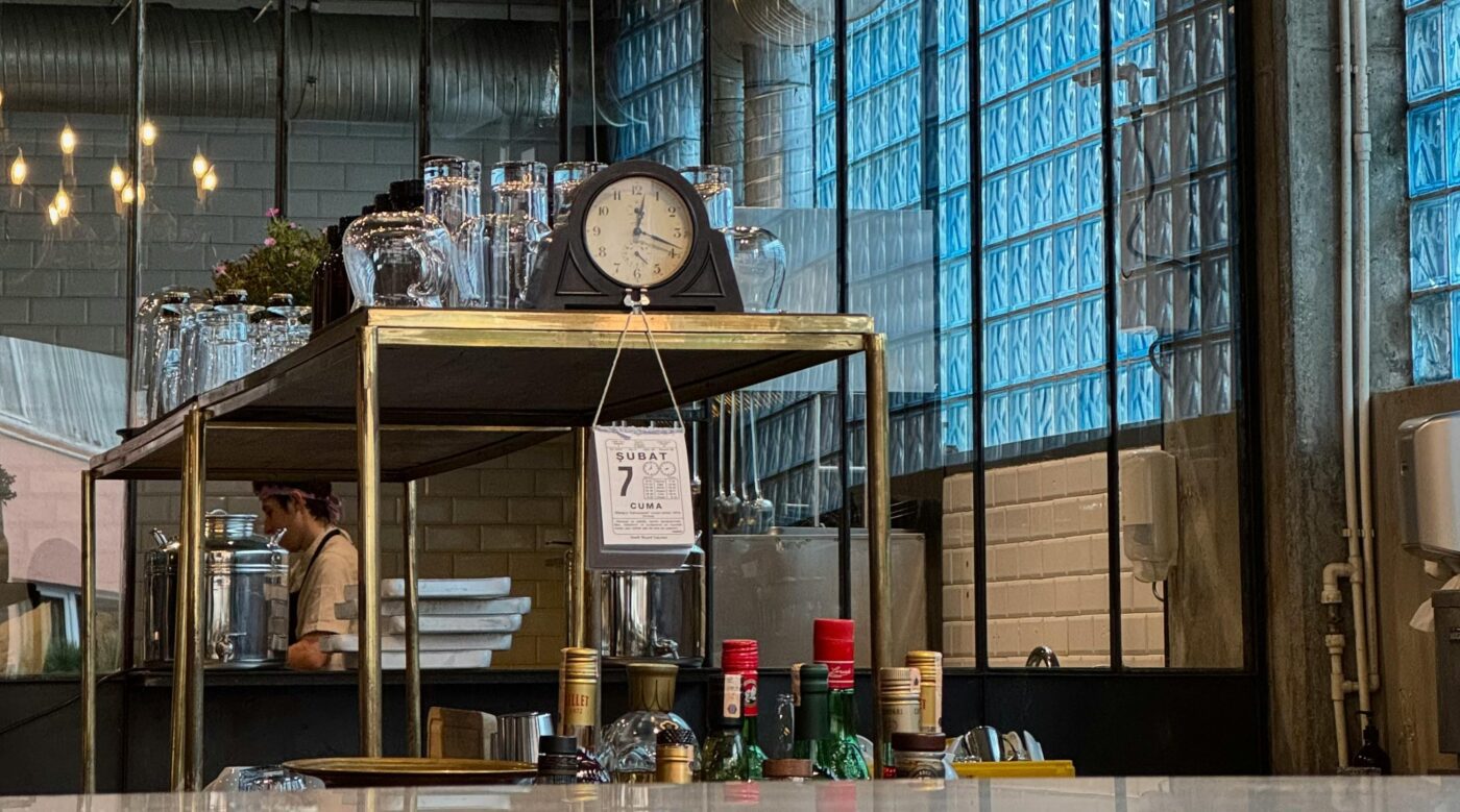 Який елемент декору часів СРСР знову став популярним. Фото: Pexels