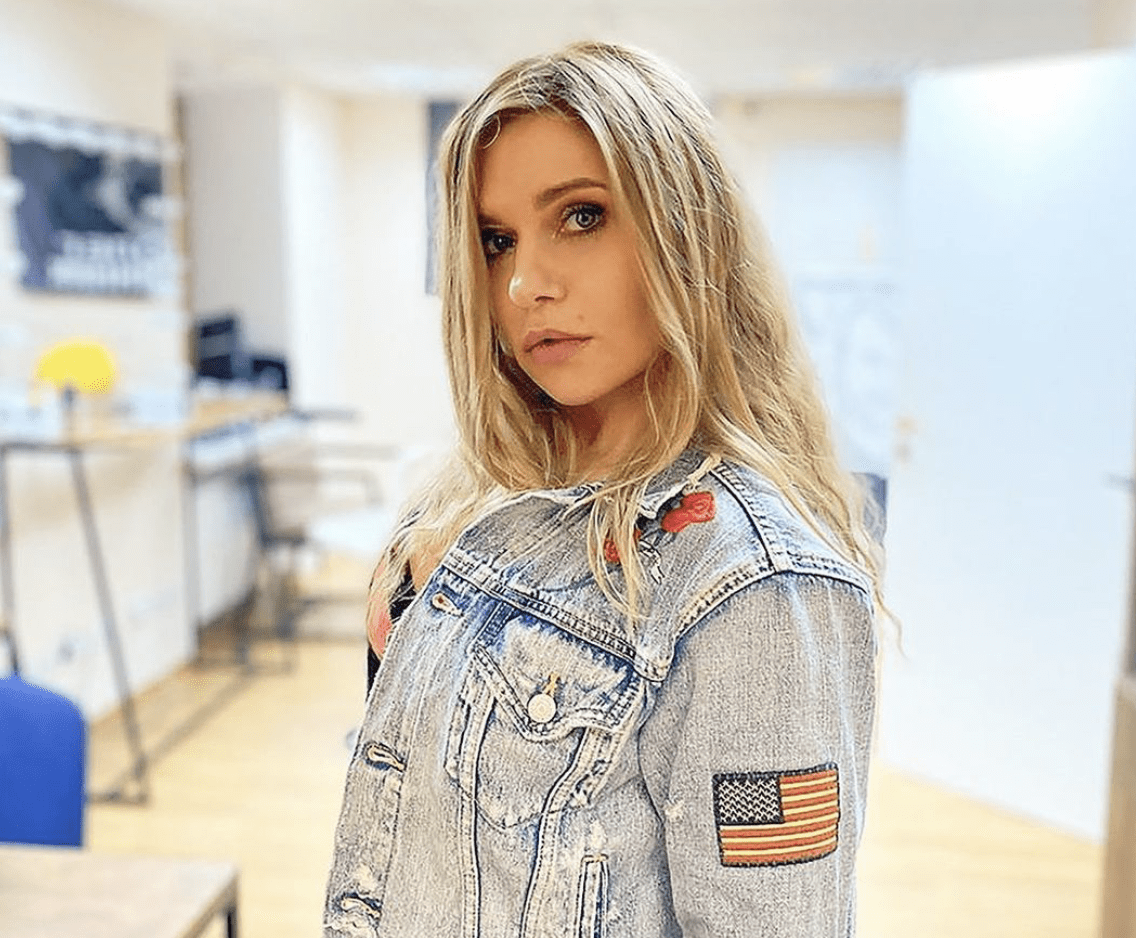 Зовнішність дружини Олега Винника. Фото: Instagram/taunetaisia