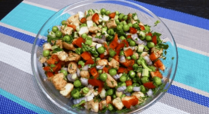 (Відео) Рецепт салату  “Жіноча Радість ” прямий конкурент  “Олів’є “ 
