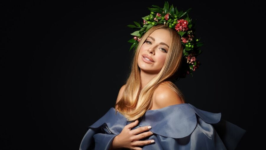 Ані Лорак назвала себе “найтитулованішою співачкою України” та анонсувала концерт у Німеччині 