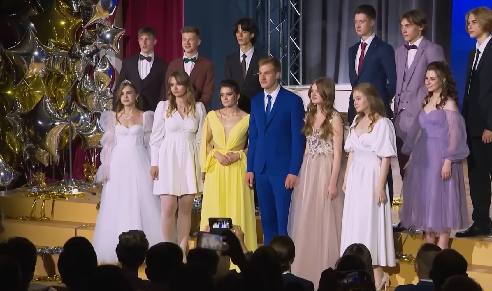 сын президента эстонии в женском платье