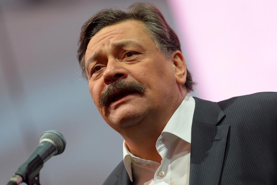 Актер дмитрий назаров биография и личная жизнь Мама с дядей Димой очень любили друг друга": как Дмитрий Назаров стал отчимом Ма