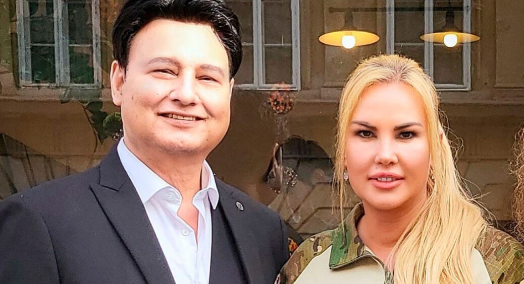 Розлучення не буде: Камалія поділилася сімейним фото під час святкування мусульманського свята 