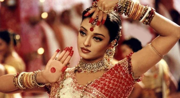 Як зараз виглядає найкрасивіша індійська актриса Айшварія Рай: східна красуня Хюррем Султан пасе задніх 