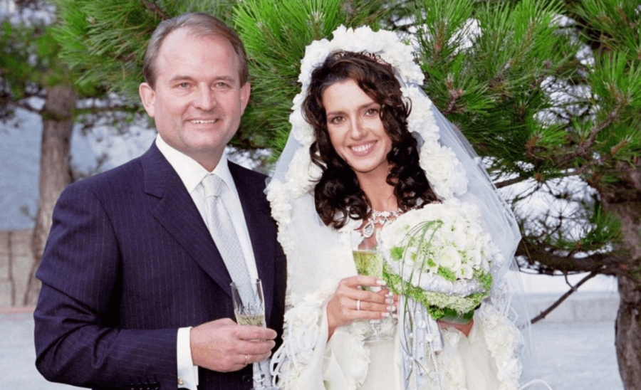 Оксана Марченко на весіллі зі своїм чоловіком Медведчуком