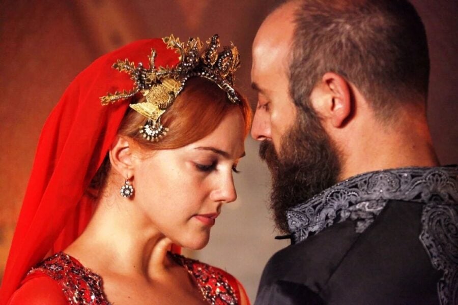 Як насправді виглядала Хюррем Султан з Величного століття в реальному житті