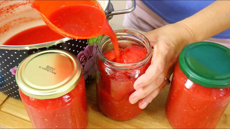 Рецепт помідорів у власному соку на зиму без оцту