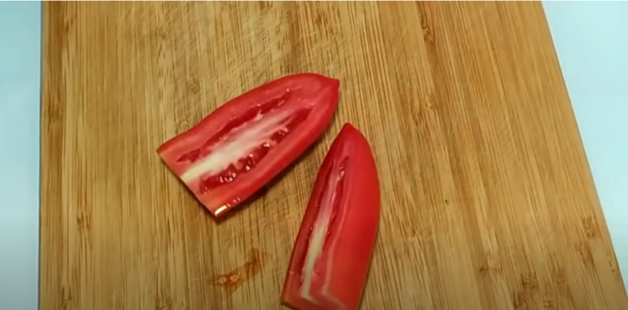 Нарізка помідорів