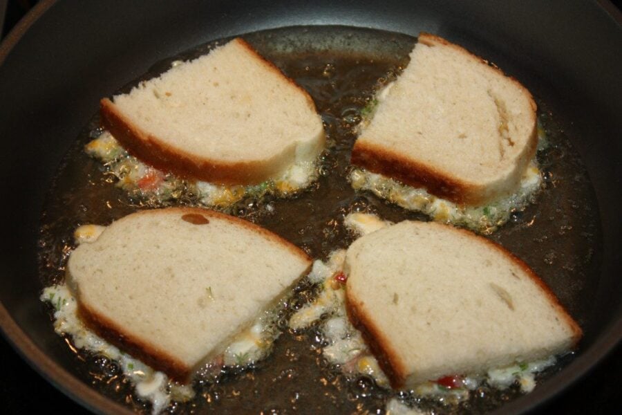 Гарячі бутерброди з сиром