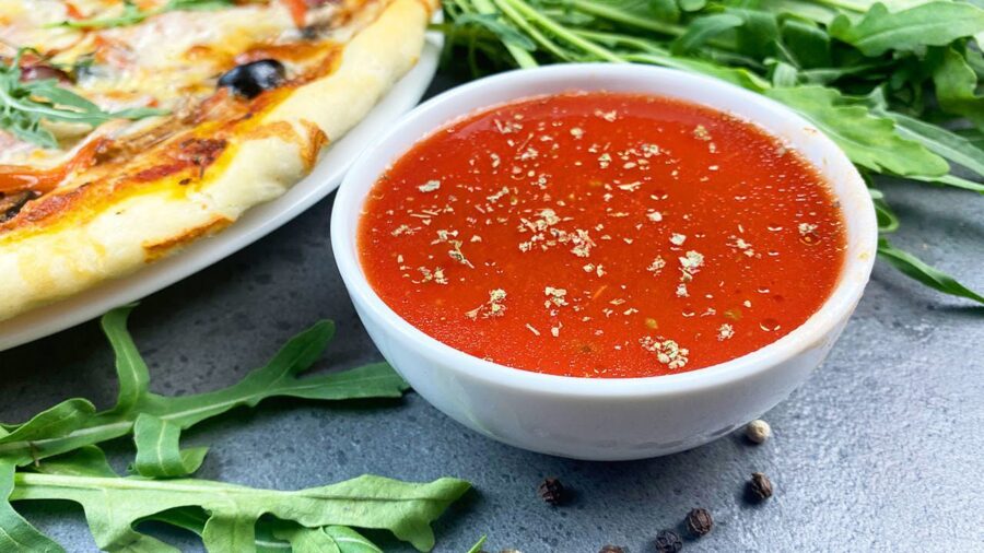 Томатний соус для домашньої піци