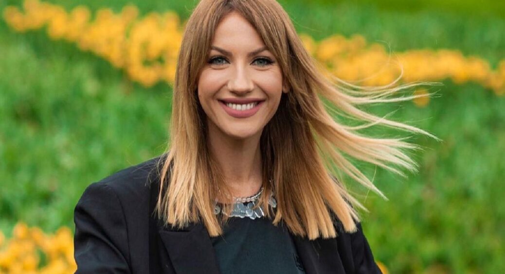 Дівчина з Хмельницького, яка підкорила український шоу-бізнез: Леся Нікітюк зізналася, чому вона ще самотня 