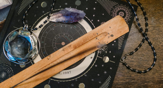 Гороскоп на 29 серпня 2023 року для всіх знаків Зодіаку: астрологічний прогноз на день від Однієї Хвилини 