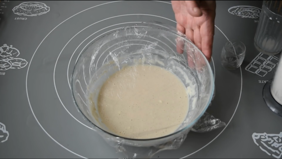 Рецепт ніжних і повітряних булочок зі згущеним молоком