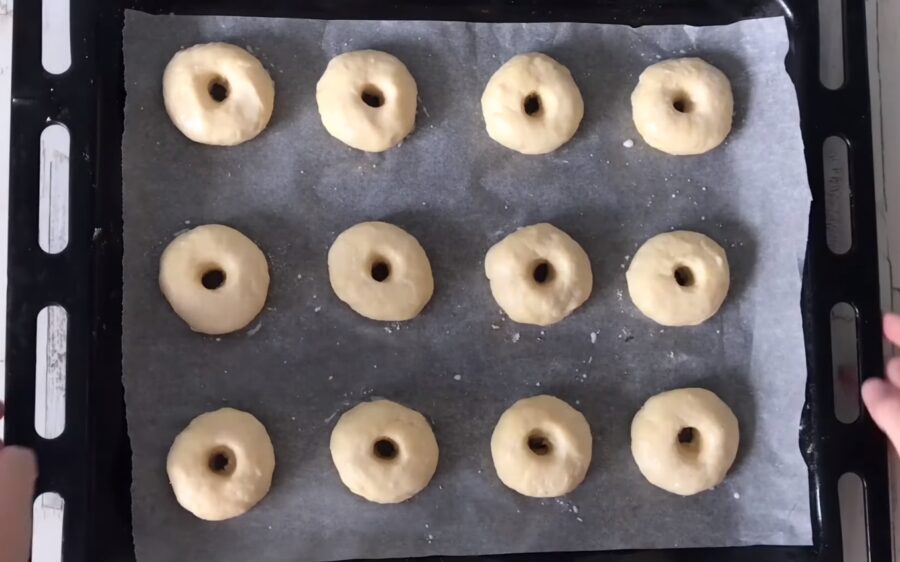 Сирні пончики в духовці: не такі жирні як на сковороді і класні до чаю