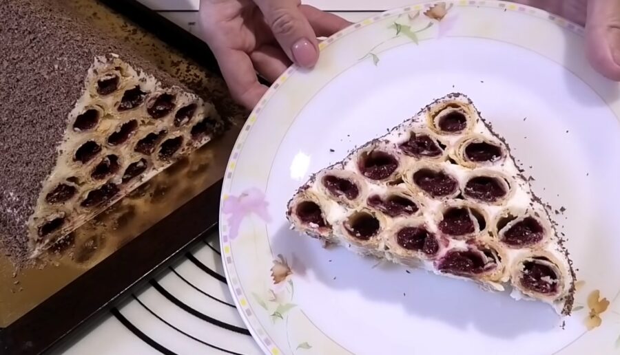 Монастирська хата: рецепт торта, який вражає своїм виглядом і смаком