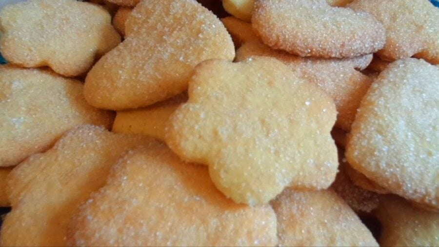 Пісочне печиво за цим рецептом виходить дуже смачним, а його структура – приємною