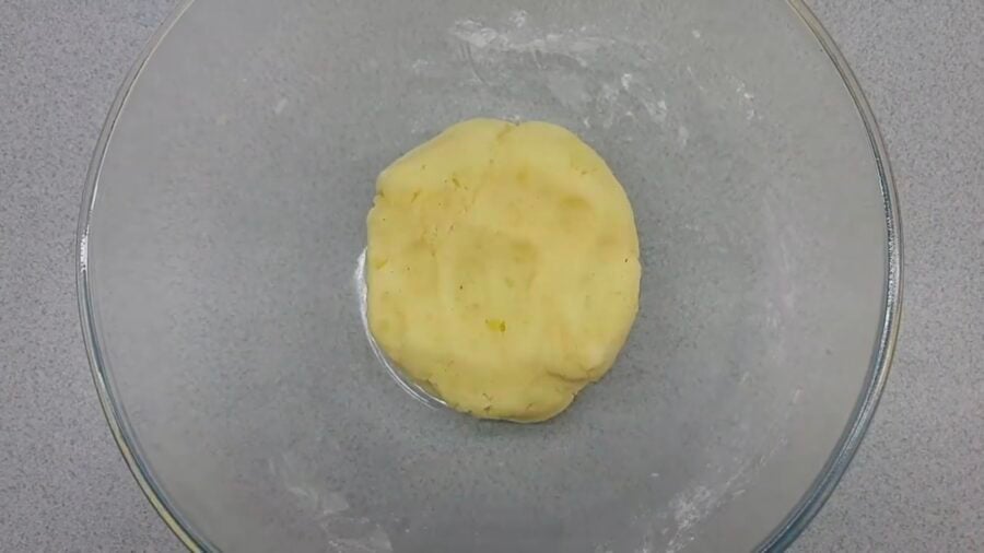 Замішуємо однорідне картопляне тісто