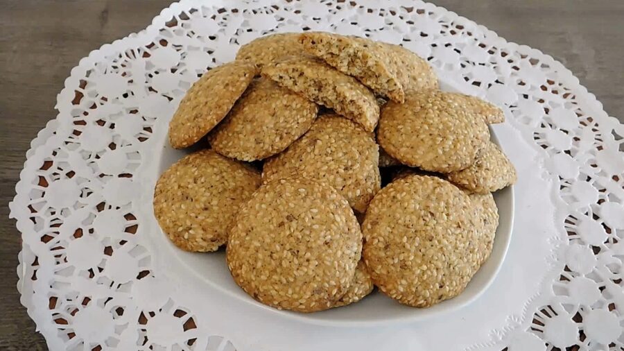 Кунжутне печиво має незабутній аромат і є смачним та корисним перекусом