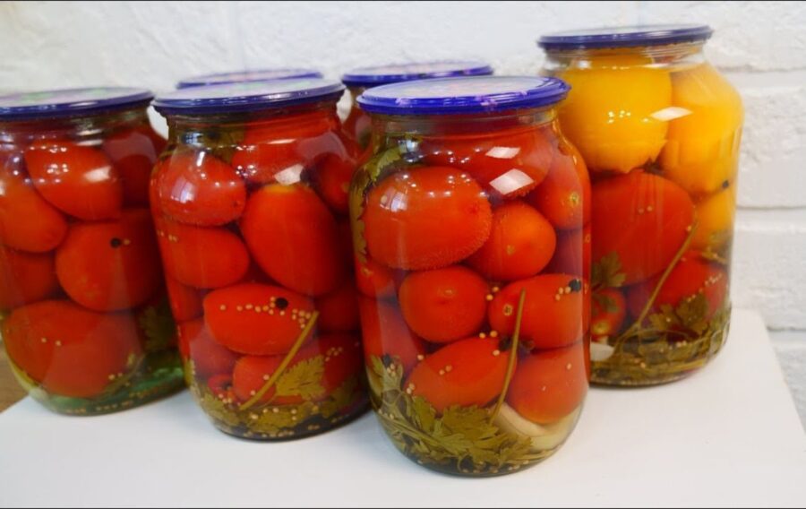 Рецепт домашньої консервації з помідорів