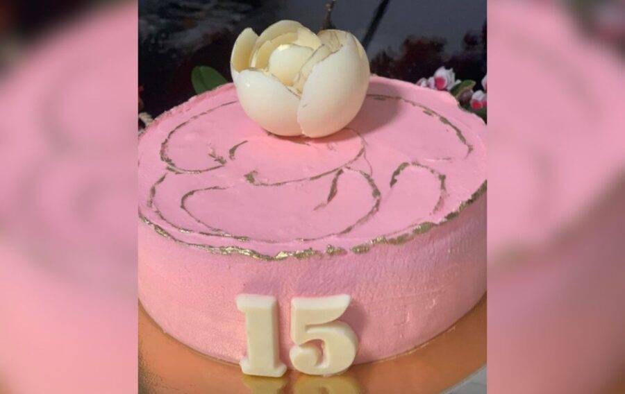 Марічка Падалко продемонструвала торт, який подарувала доньці на день народження