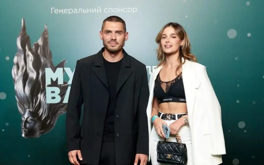 Нікіта Добринін і Чара Хорив на заході від Музвару у Києві