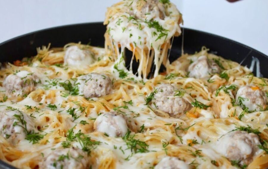 Рецепт гнізд зі спагеті з сиром і помідорами