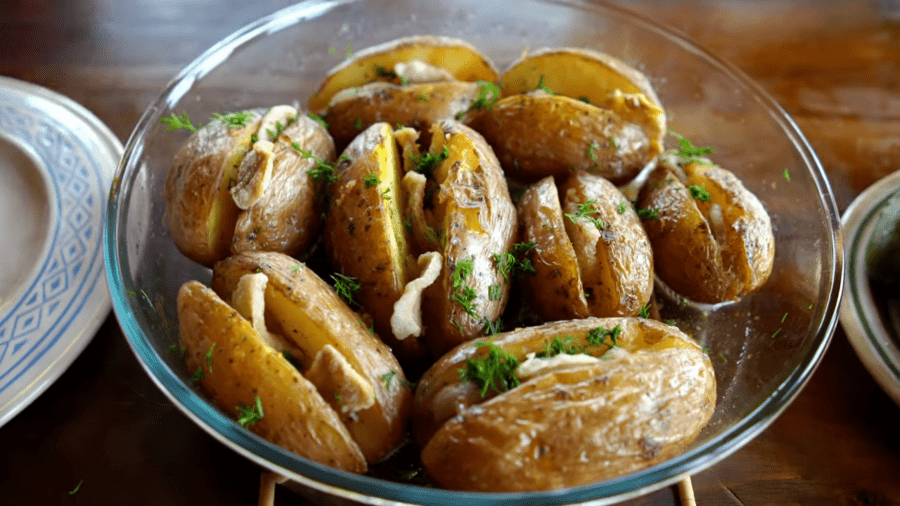 Картопля з салом за класичним рецептом