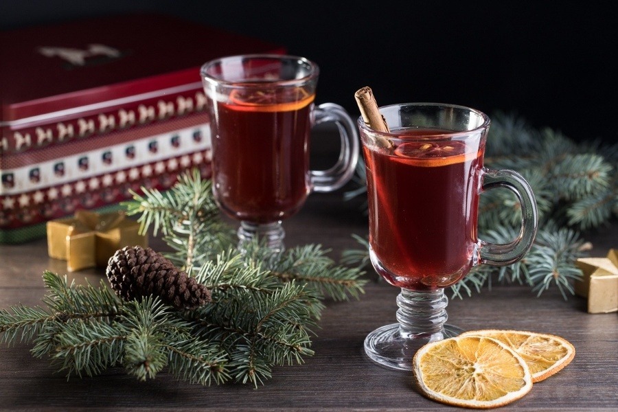 Рецепти найпопулярніших новорічних напоїв, які припадуть вам до смаку