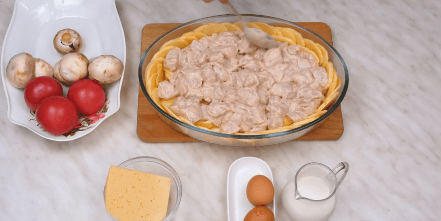 Рецепт святкової запіканки з картоплею і куркою