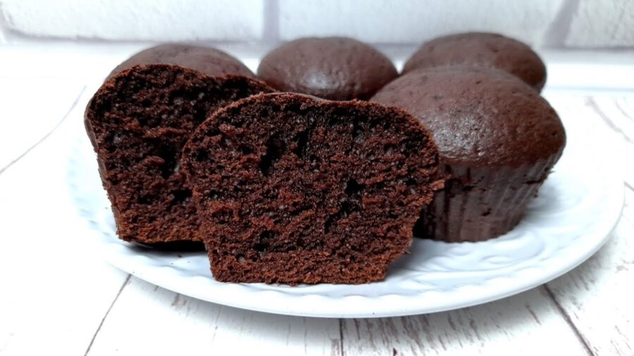 Покроковий рецепт ніжних шоколадних кексів