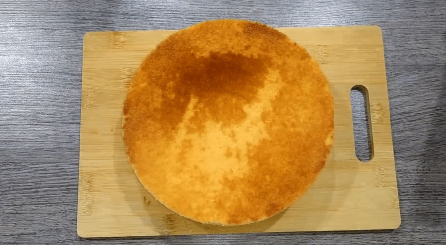 Рецепт святкового яблучного торта, який тане у роті