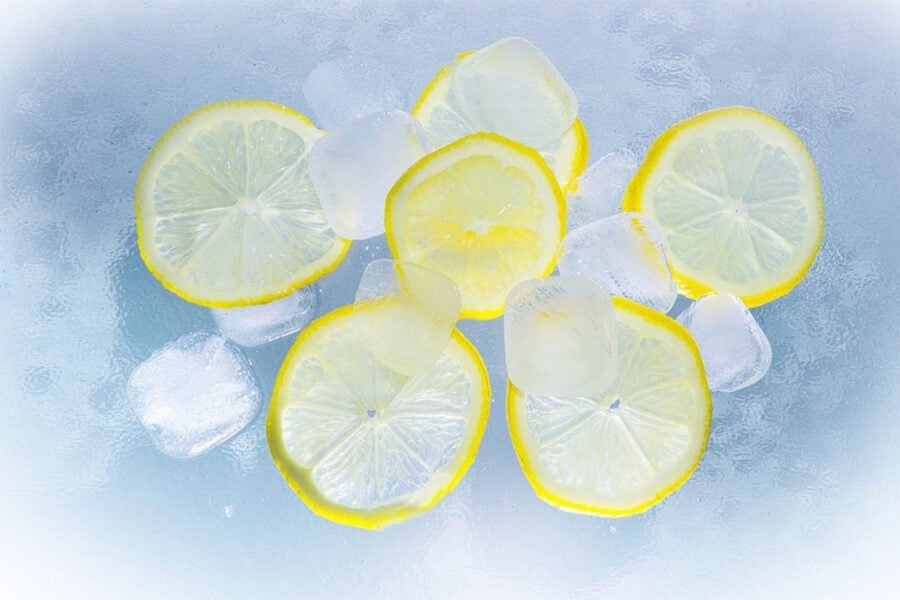 Навіщо та як заморозити лимон