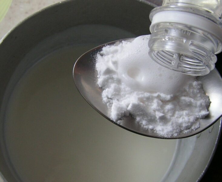 Експерти розповіли про основні правила гасіння соди – як використовувати її замість розпушувача для тіста