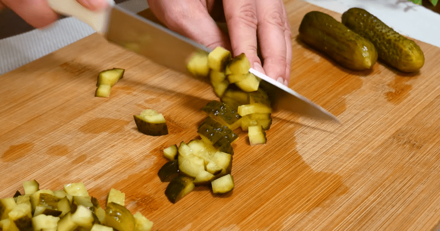 Рецепт смачного і ніжного салату з квасолею