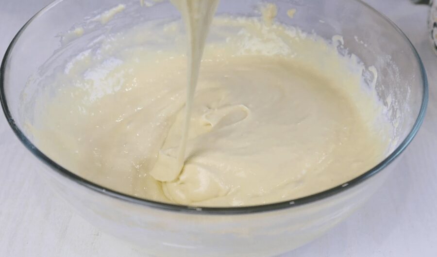 Рецепт швидкого і смачного заливного пирога з м'ясом і цибулею