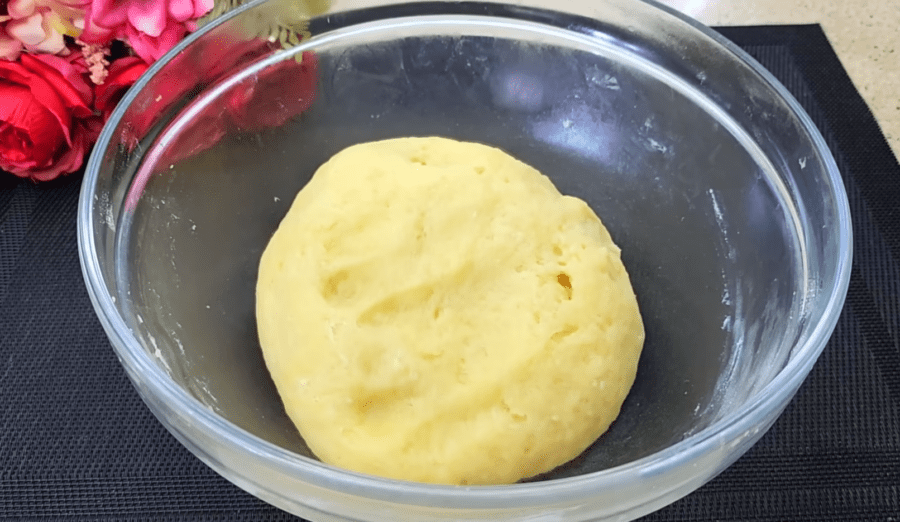  Рецепт ситного і соковитого пирога з фаршем і картоплею 