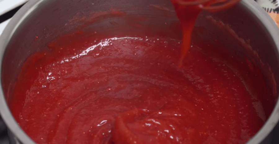 Рецепт домашніх цукерок-суфле з ягід і вершків без желатину