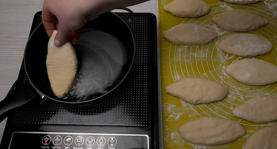 Рецепт вдалого тіста на кефірі для пиріжків з картоплею