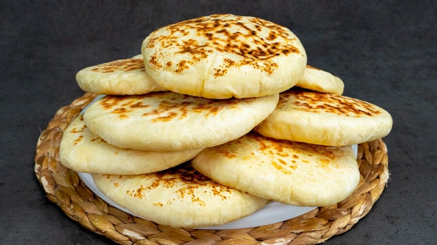 Рецепт турецького хлібу на сковороді