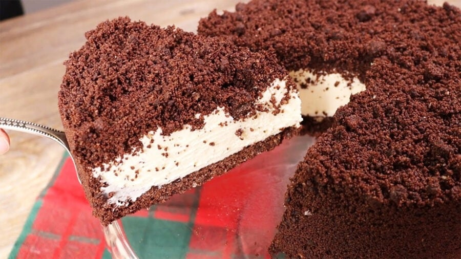 Торт із шоколадної крихти без замішування тіста