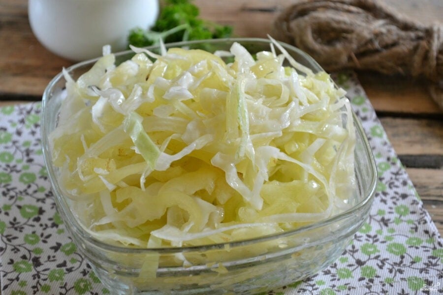Як приготувати мариновану капусту за добу, щоб вона не відрізнялась від квашеної смаком