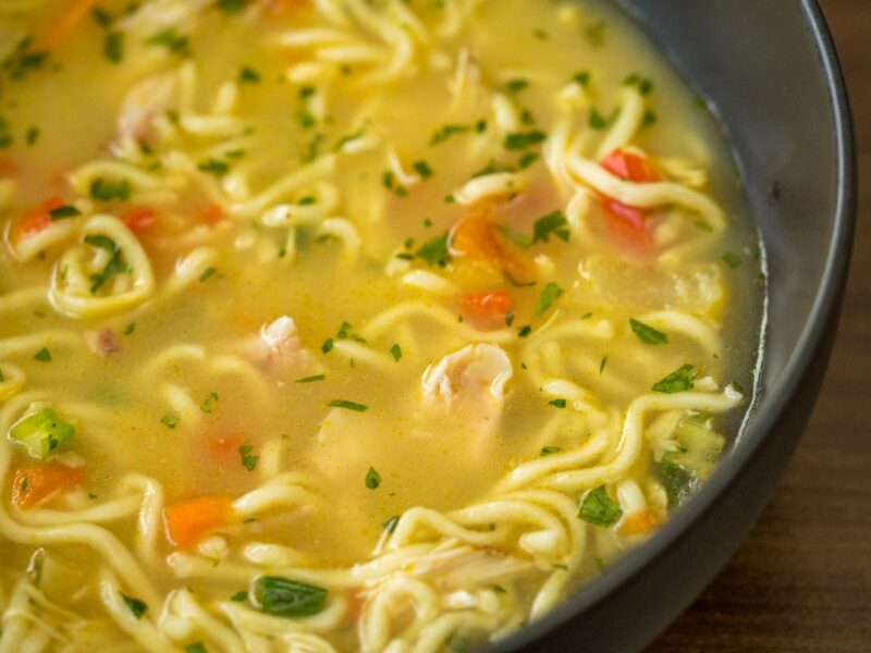 Кулінари поділились найпростішим рецептом смачного супу, який припаде до смаку навіть дітям