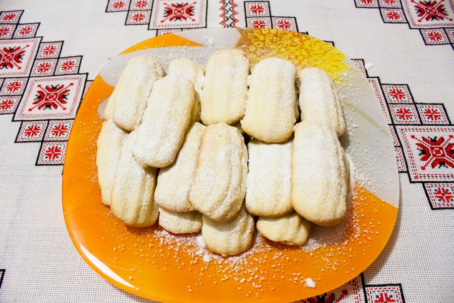 Кулінари розповіли, як приготувати смачне пісочне печиво у домашніх умовах з 6 інгредієнтів