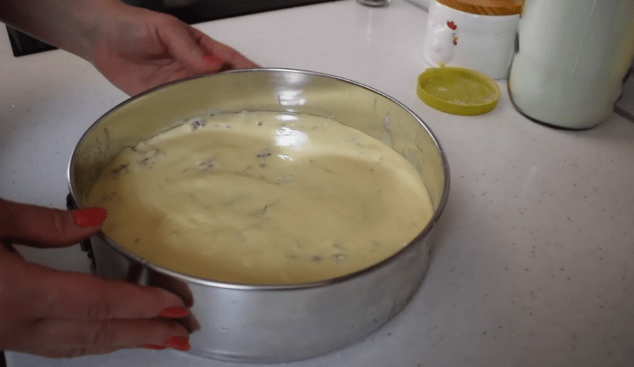 Рецепт смачного заливного пирога з м'ясом