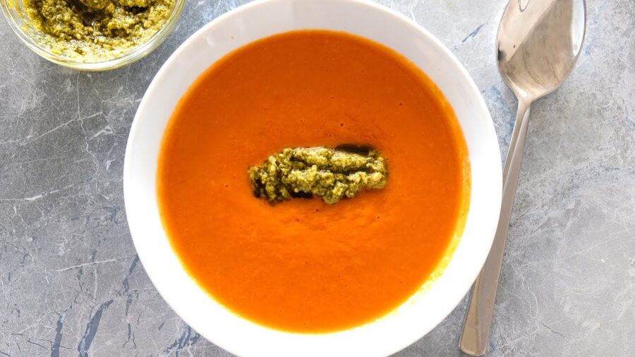 Ароматний крем-суп з томатами та вершками 