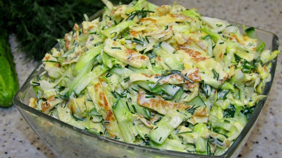 Рецепт нового салату з молодої капусти