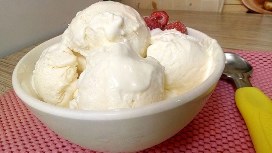 Рецепт смачного домашнього морозива Пломбір з 2-х інгредієнтів