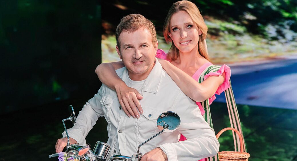 Розкішний будинок за містом: як живуть телезірки Осадча і Горбунов – п’ють каву разом з Каменських щоранку 