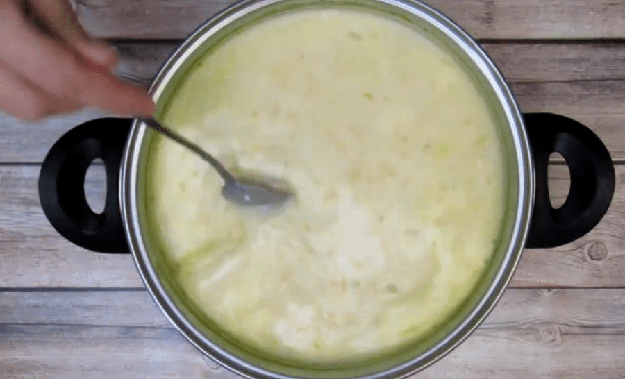 Рецепт смачного сирного супу як у ресторані