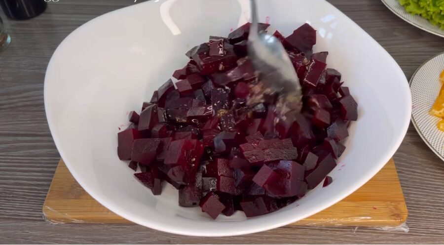 Рецепт салату з буряка